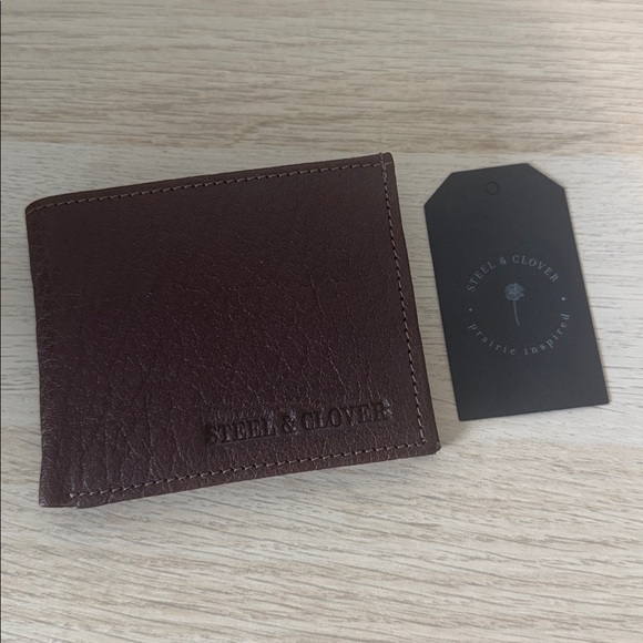 Steel & Clover Handsome Men’s Monkman Pebbled Burgundy Leather WALLET NWT - Picture 1 of 7